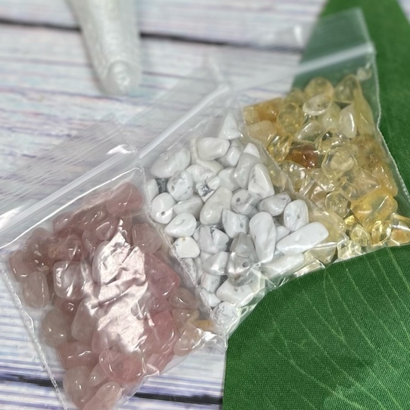 7000 GLASS & CRYSTAL GEMSTONES BEADS Lot
STORAGE / ORGANIZER Jewelry Making DIY - Picture 7 of 14